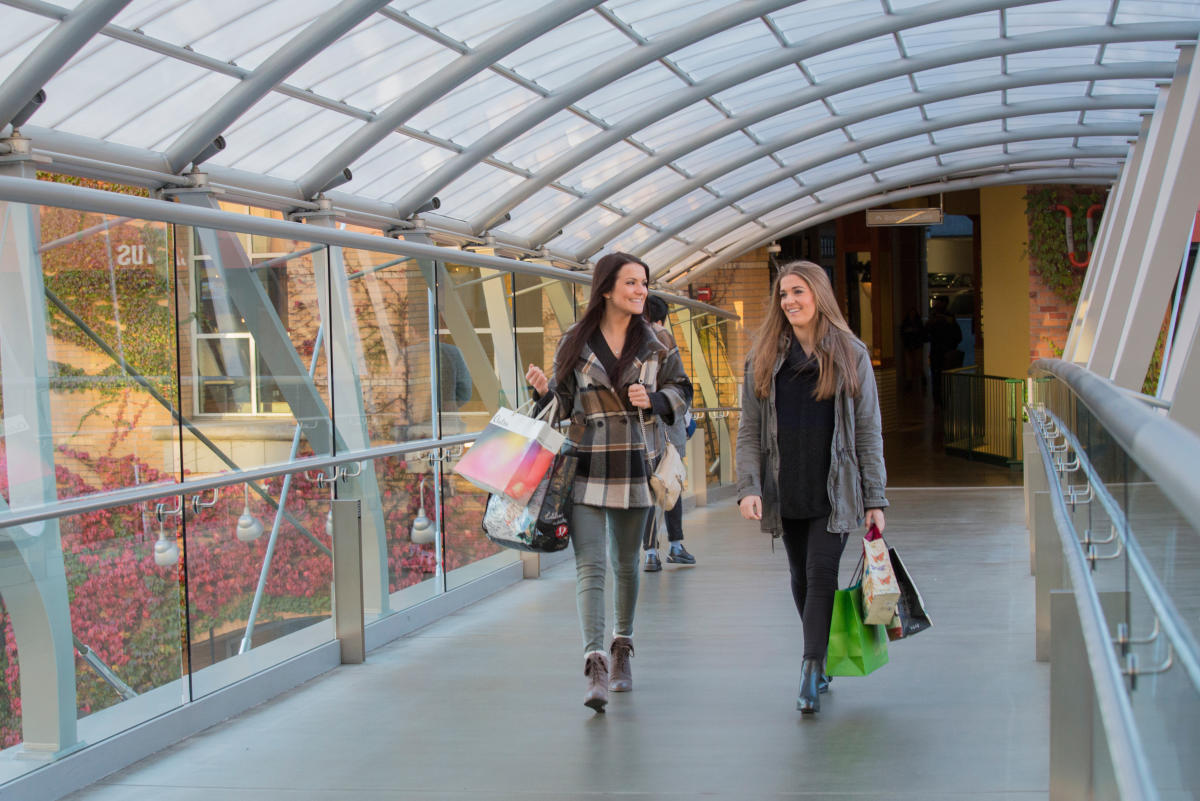 Shoppers and visitors can combine Snowflake Lane with the Bellevue Collection for dining and holiday shopping.
